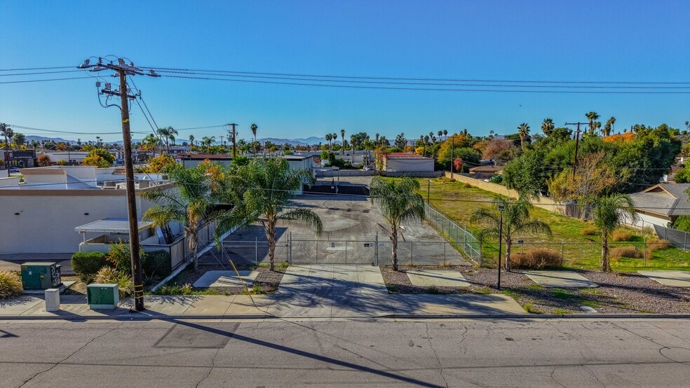 More Photos Of 3630 E Florida Ave, Hemet Auto Dealership For Sale
