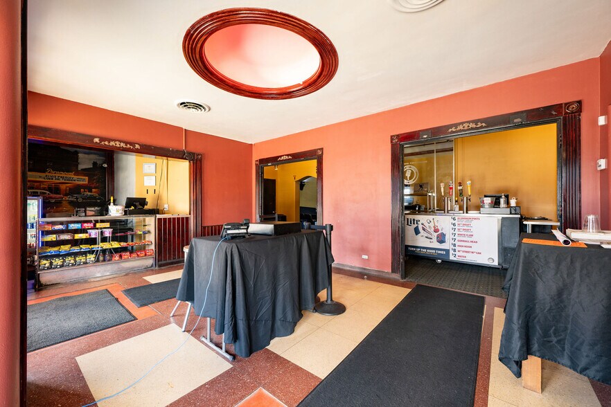 More Photos Of 230 Main St, Hobart Movie Radio TVStudio For Sale