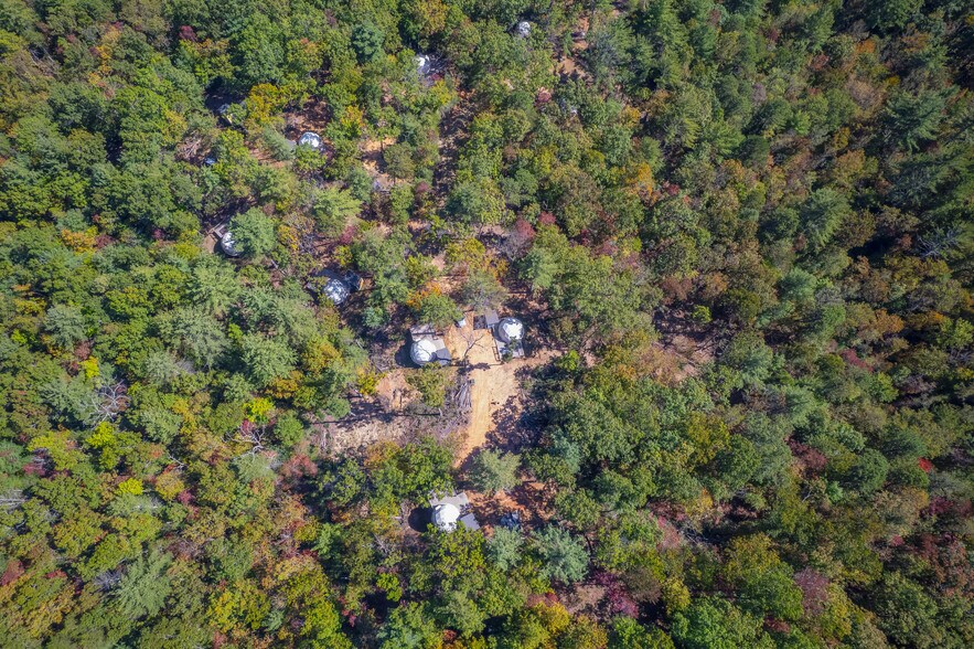 More Photos Of 1105 Fall Creek Rd, Purlear Specialty For Sale