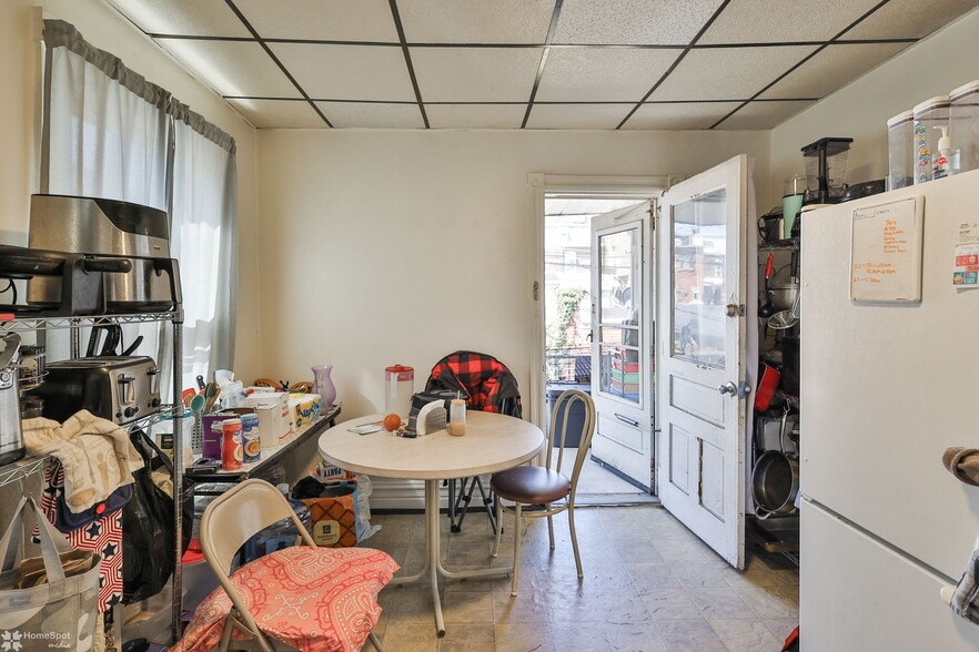 More Photos Of 220 S Madison St, Allentown Specialty For Sale