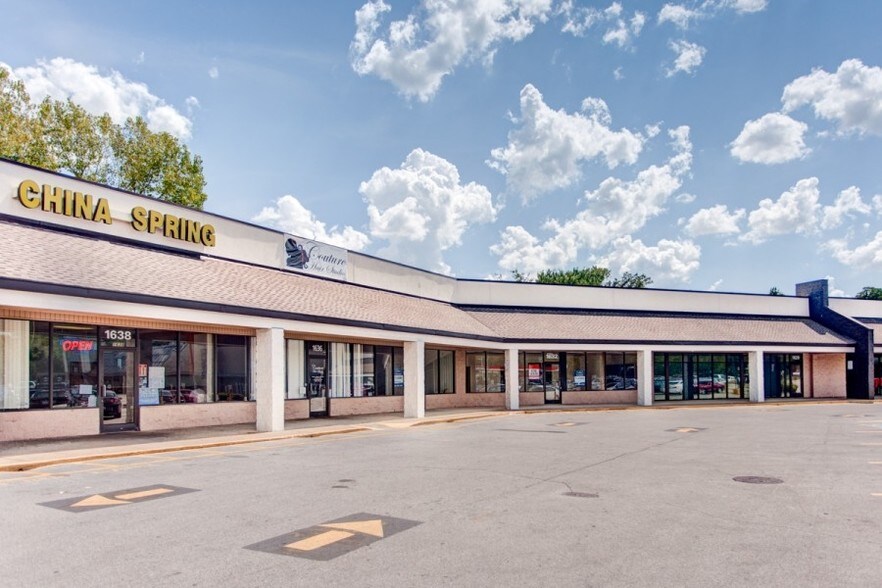 More Photos Of 1626-1644 Middle Tennessee Blvd, Murfreesboro Storefront For Lease