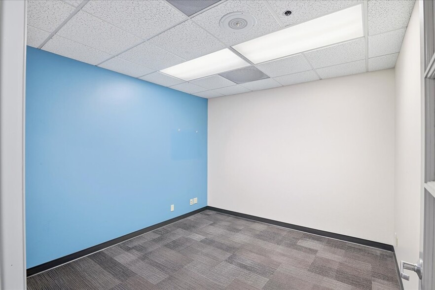 More Photos Of 12 Mauchly, Irvine Office Residential For Sale