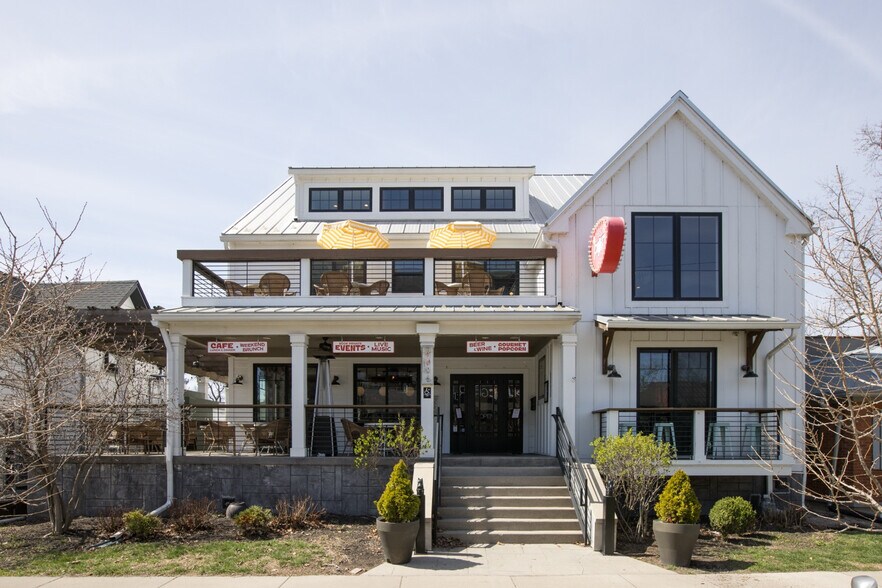 Primary Photo Of 6406 Cornell Ave, Indianapolis Freestanding For Sale