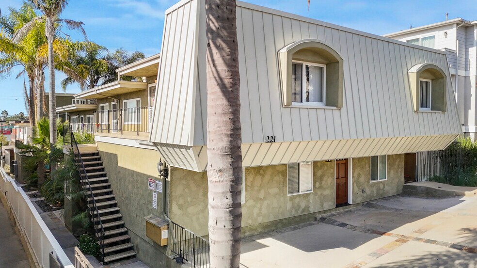 Primary Photo Of 221 Sheldon St, El Segundo Apartments For Sale