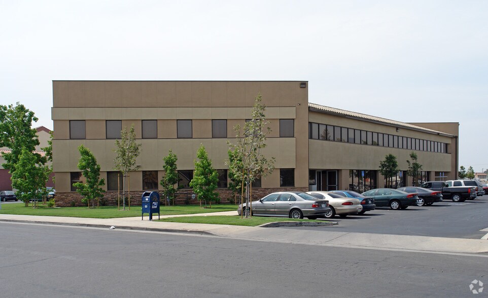 More Photos Of 126 Avocado Ave, Perris Medical For Lease