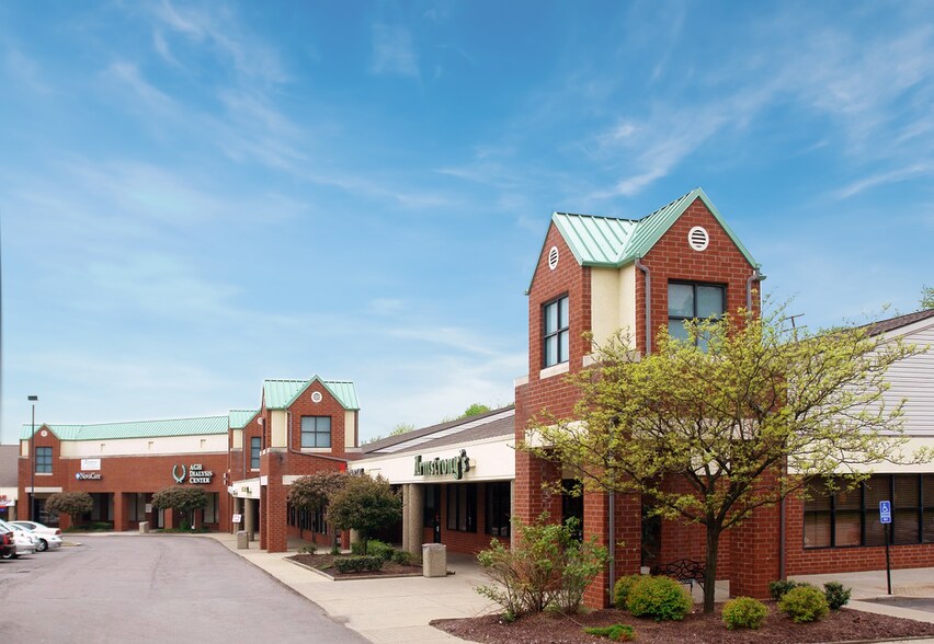 Primary Photo Of 1136 Thorn Run Rd, Coraopolis Unknown For Lease