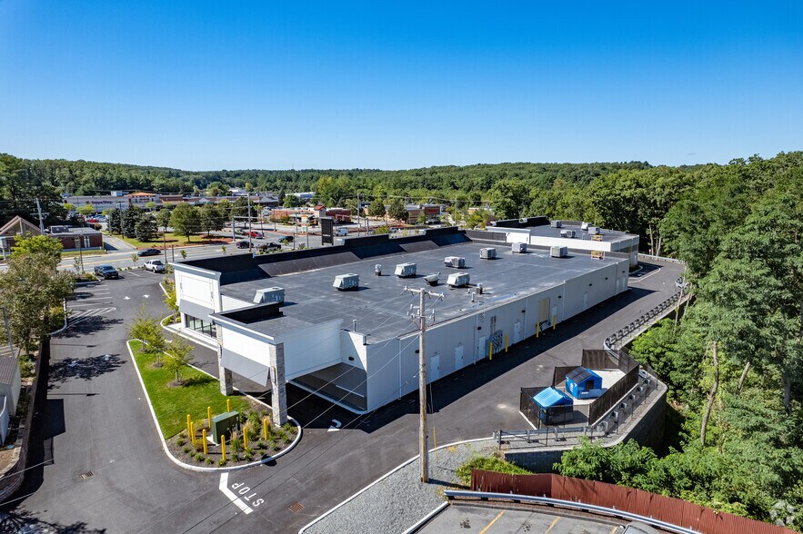 More Photos Of 473 Putnam Pike, Greenville General Retail For Lease