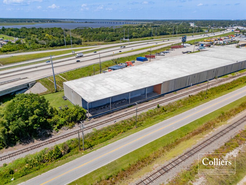 More Photos Of 2453 King Street Ext, North Charleston Manufacturing For Lease