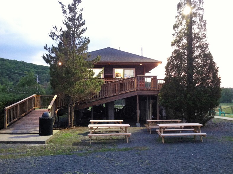 More Photos Of 15 Hospital Rd, Monson Golf Course Driving Range For Sale