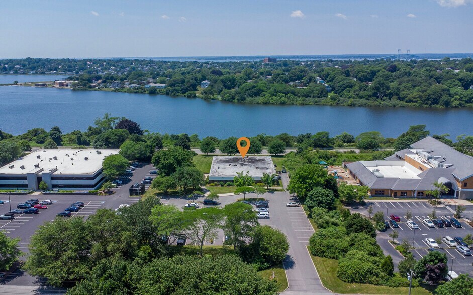 More Photos Of 97 John Clarke Rd, Middletown Office For Sale