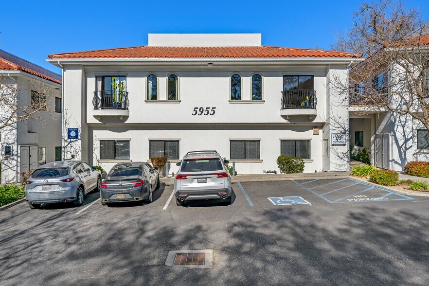 More Photos Of 5955 Capistrano Ave, Atascadero Office For Lease