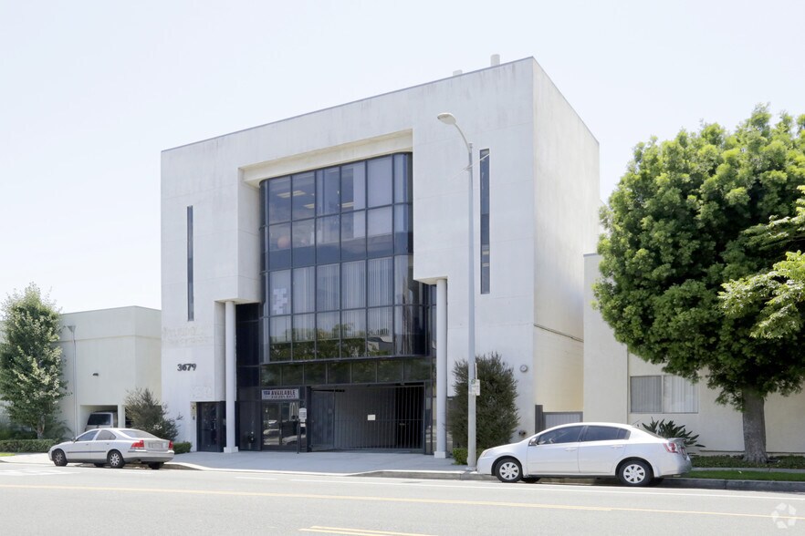 Primary Photo Of 3679 Motor Ave, Los Angeles Office For Lease