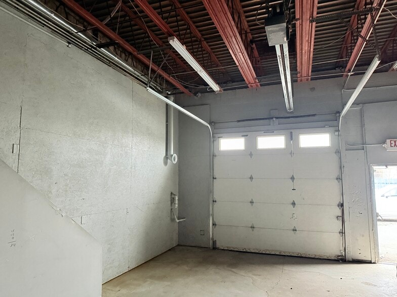 More Photos Of 4865 Carpenter Rd, Ypsilanti Warehouse For Sale