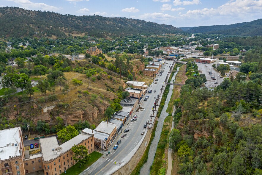 More Photos Of 509 N River St, Hot Springs Restaurant For Sale