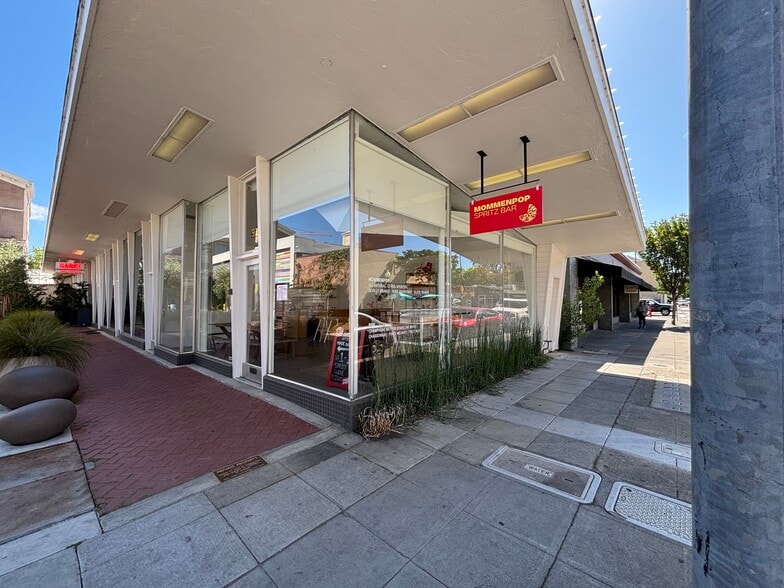 More Photos Of 920-932 Franklin St, Napa Storefront For Lease