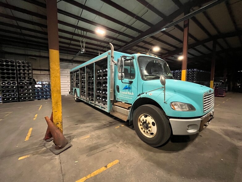 More Photos Of 70 1st St, E Bridgewater Distribution For Lease