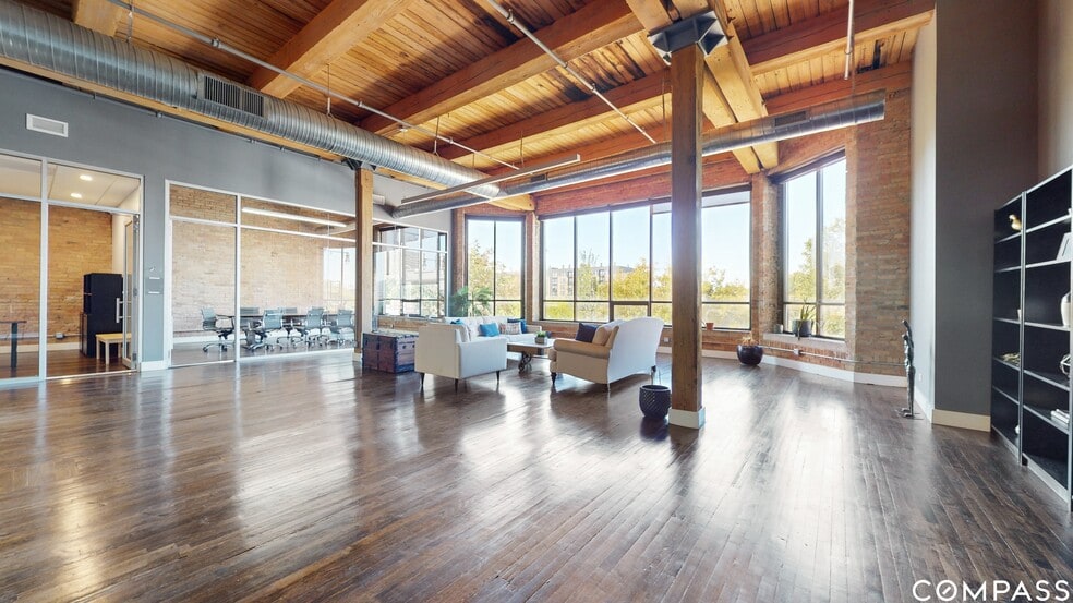 More Photos Of 2241 S Wabash Ave, Chicago Loft Creative Space For Sale