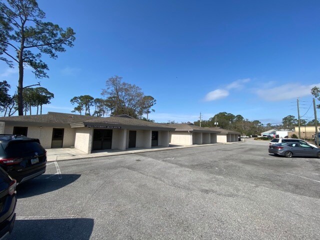 More Photos Of 4244 University Blvd S, Jacksonville Medical For Lease
