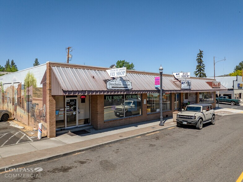 More Photos Of 502 Deschutes Ave, Maupin General Retail For Sale