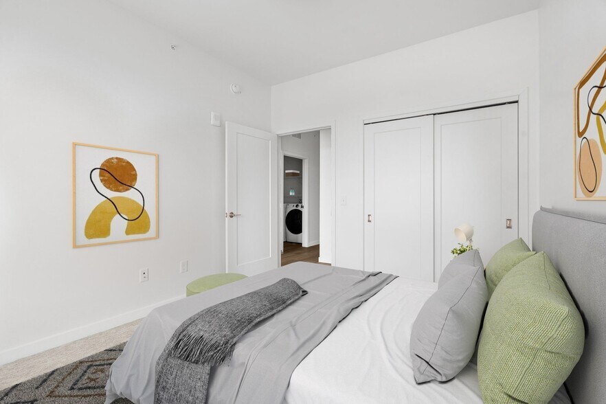 More Photos Of 8594 Excelsior Blvd, Hopkins Apartments For Lease