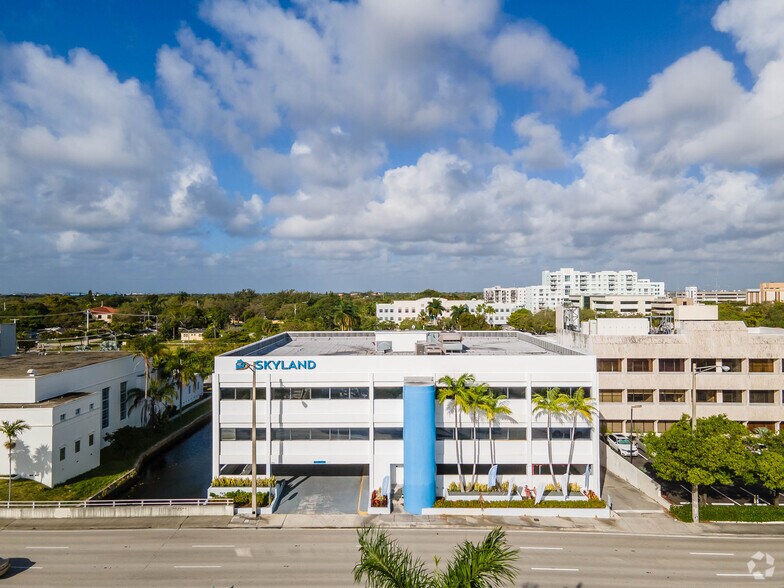 More Photos Of 955 S Federal Hwy, Fort Lauderdale Loft Creative Space For Sale