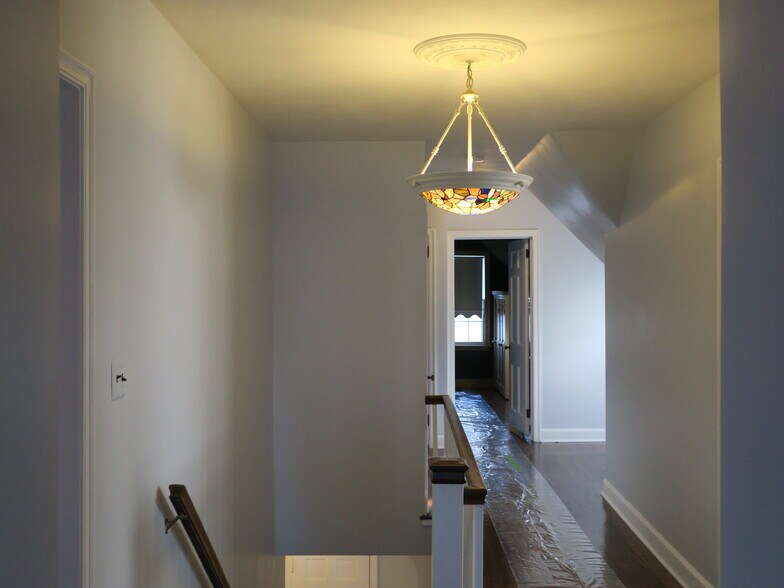 More Photos Of 529 Route 17M, Middletown Storefront Retail Residential For Sale