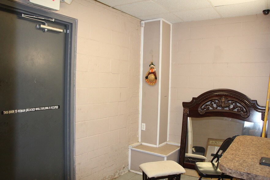 More Photos Of 7207 Navigation Blvd, Houston Flex For Sale