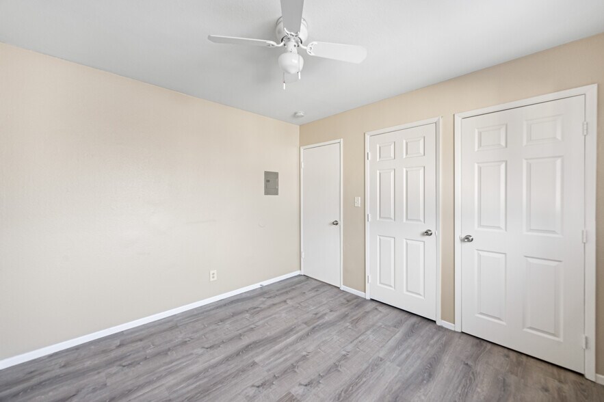 More Photos Of 1050 Gaviota Ave, Long Beach Apartments For Sale