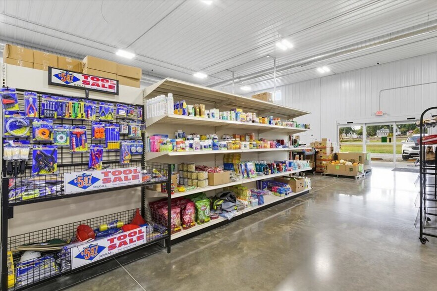 More Photos Of 105 N Broadway St, Syracuse Freestanding For Sale