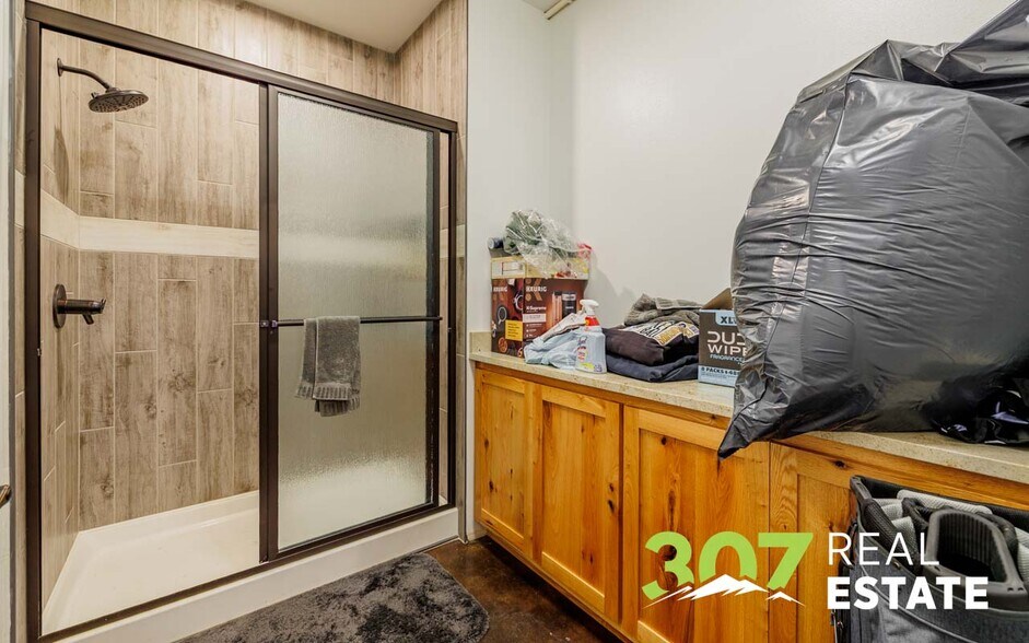 More Photos Of 3243 Big Horn Ave, Cody Industrial For Sale