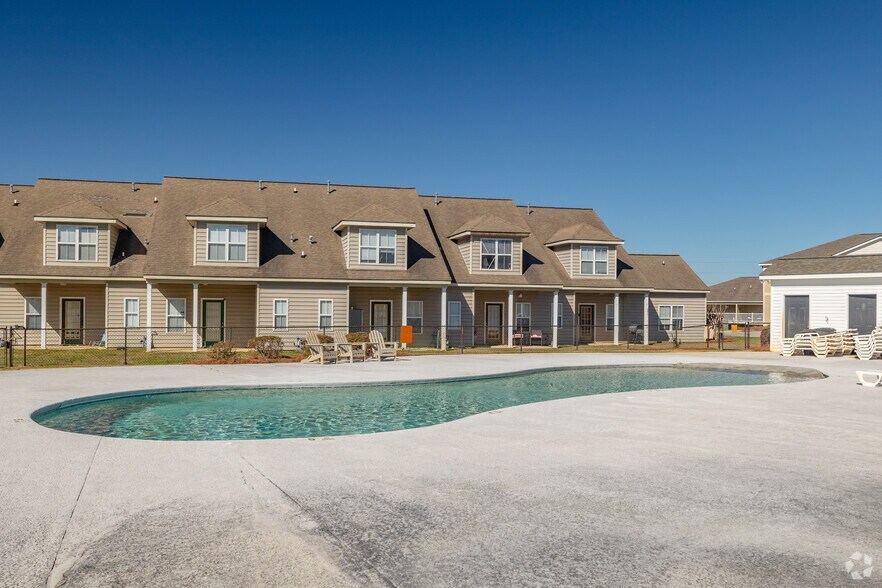 More Photos Of 101 Oak Forest Ln, Tifton Apartments For Sale