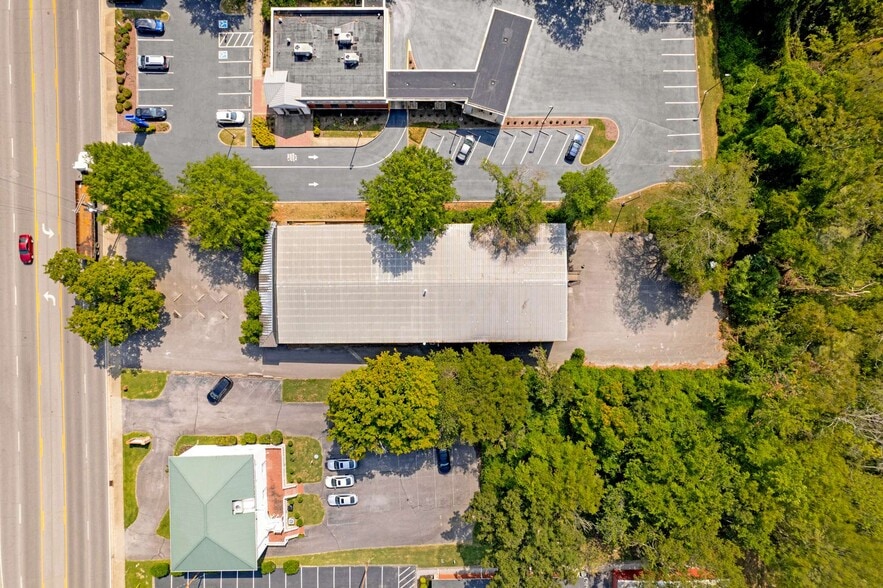 More Photos Of 802 S Church St, Murfreesboro Industrial For Lease