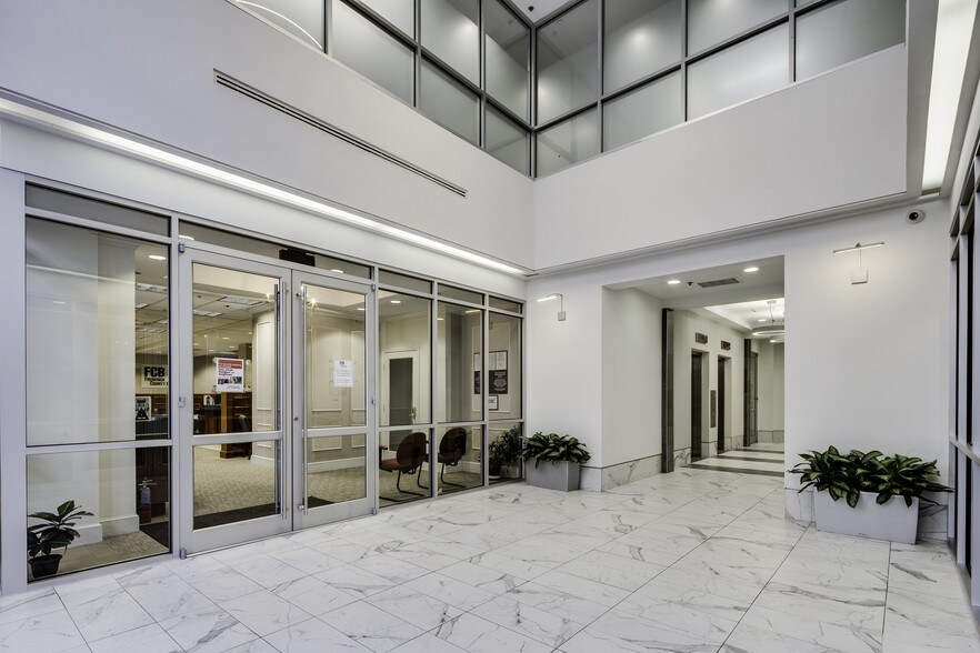 More Photos Of 30 W Patrick St, Frederick Office Residential For Lease