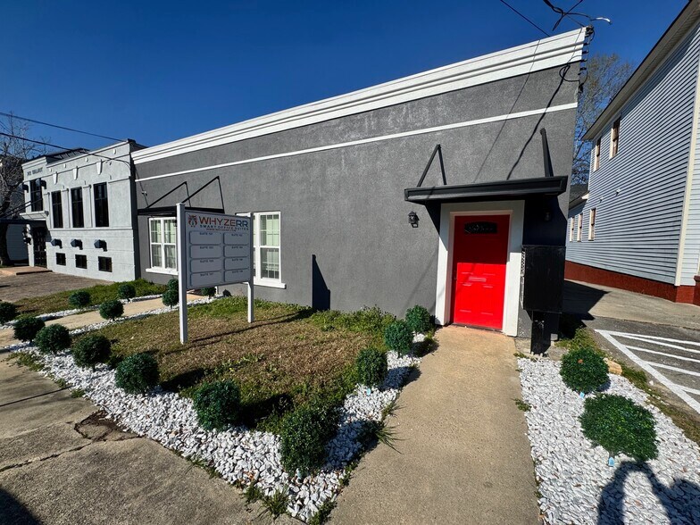 Primary Photo Of 737 Walnut St, Macon-Bibb Office For Lease