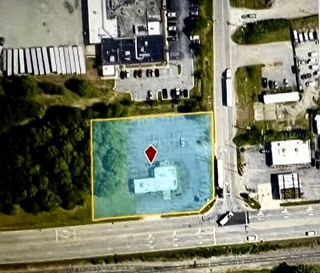 More Photos Of 6400 W Market St, Greensboro Showroom For Sale