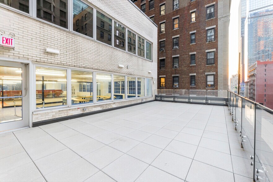 More Photos Of 825 7th Ave, New York Office Residential For Lease