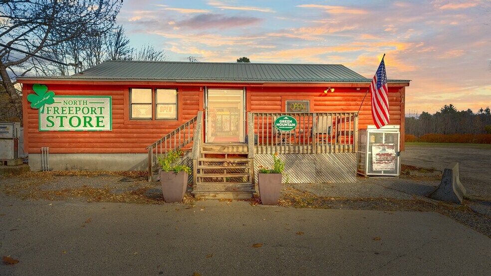 More Photos Of 130 Wardtown Rd, Freeport General Retail For Sale