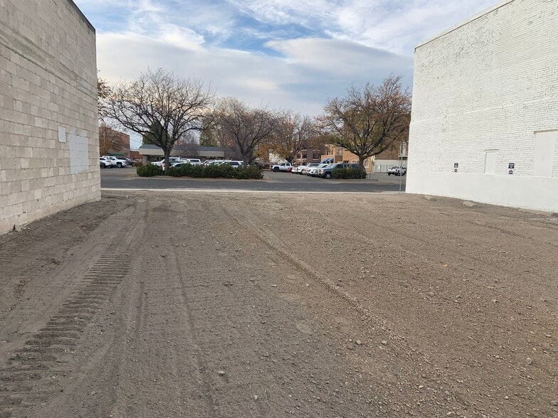 More Photos Of 200 3rd Ave E, Twin Falls Office For Sale
