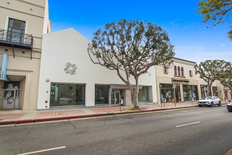 More Photos Of 1018-1024 Westwood Blvd, Los Angeles Storefront For Lease