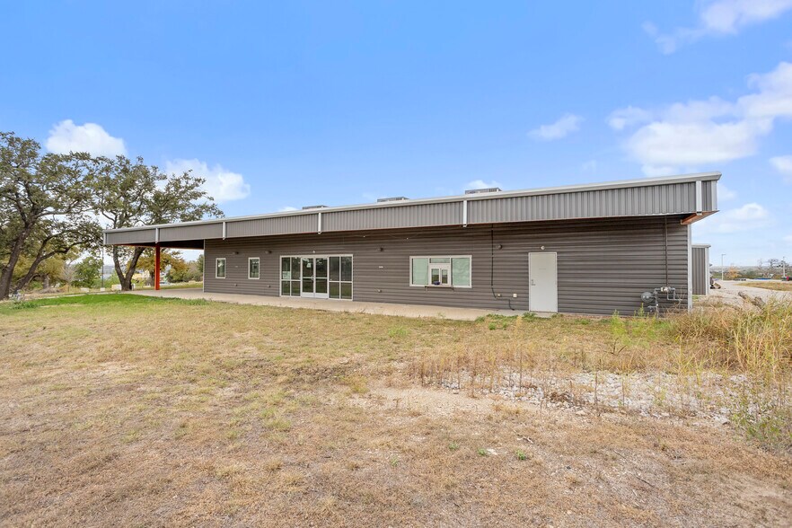 More Photos Of 2702 Fort Worth Hwy, Hudson Oaks Warehouse For Sale