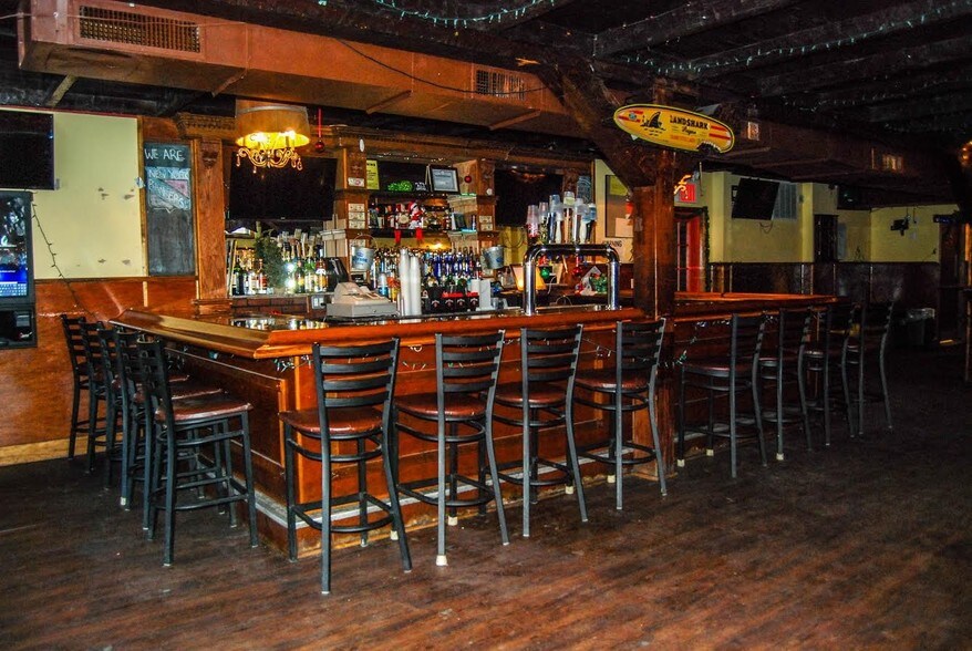 More Photos Of 18 Nelson Ave, Staten Island Restaurant For Sale