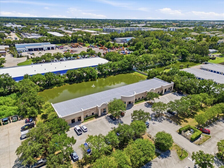 More Photos Of 4009-4033 W 1st St, Sanford Office For Sale