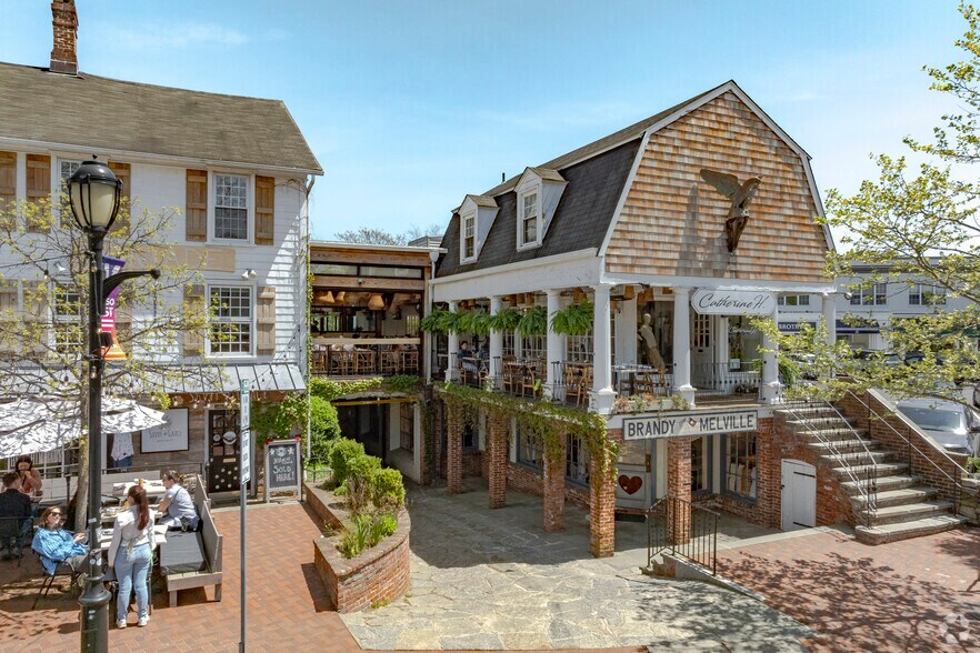 More Photos Of 146-154 Main St, Westport Freestanding For Lease