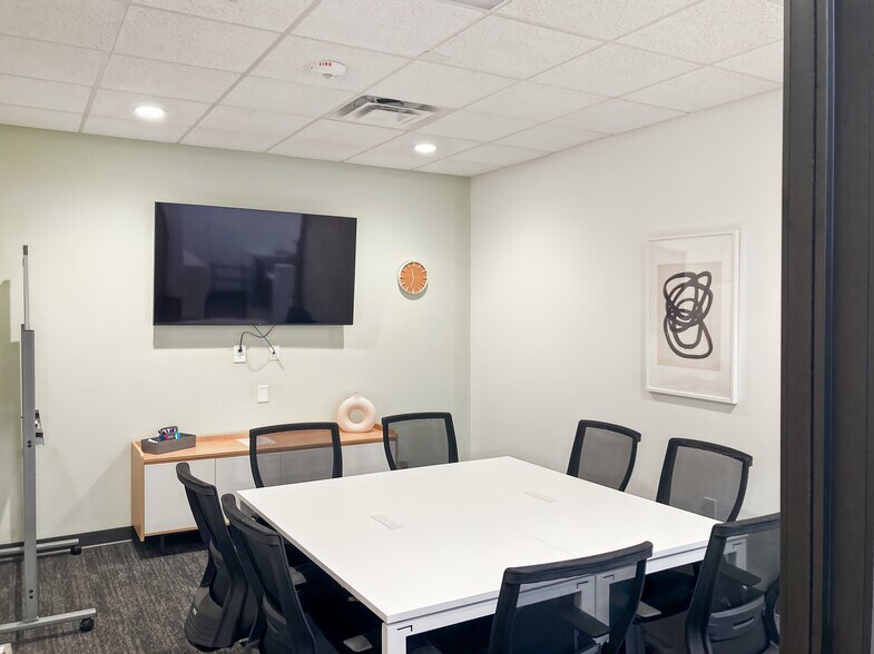 More Photos Of 500 S Main St, Burlington Coworking Space