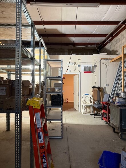 More Photos Of 1076 Business Ln, Naples Showroom For Sale