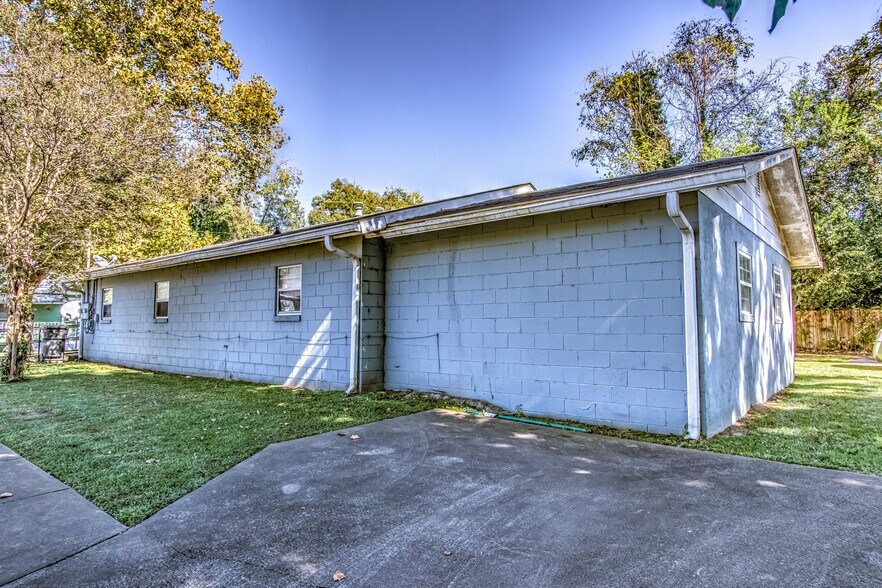 More Photos Of 20 Walker St, Augusta Apartments For Sale