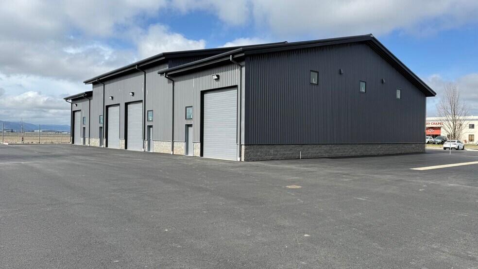 More Photos Of 2008 Commerce Drive - A, Medford Light Distribution For Sale