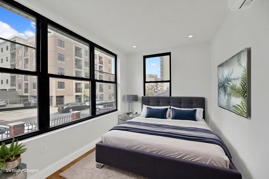 More Photos Of 3013 Brighton 5th St, Brooklyn Apartments For Sale