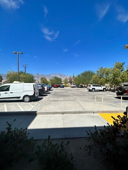 More Photos Of 32475 Date Palm Dr, Cathedral City Freestanding For Lease