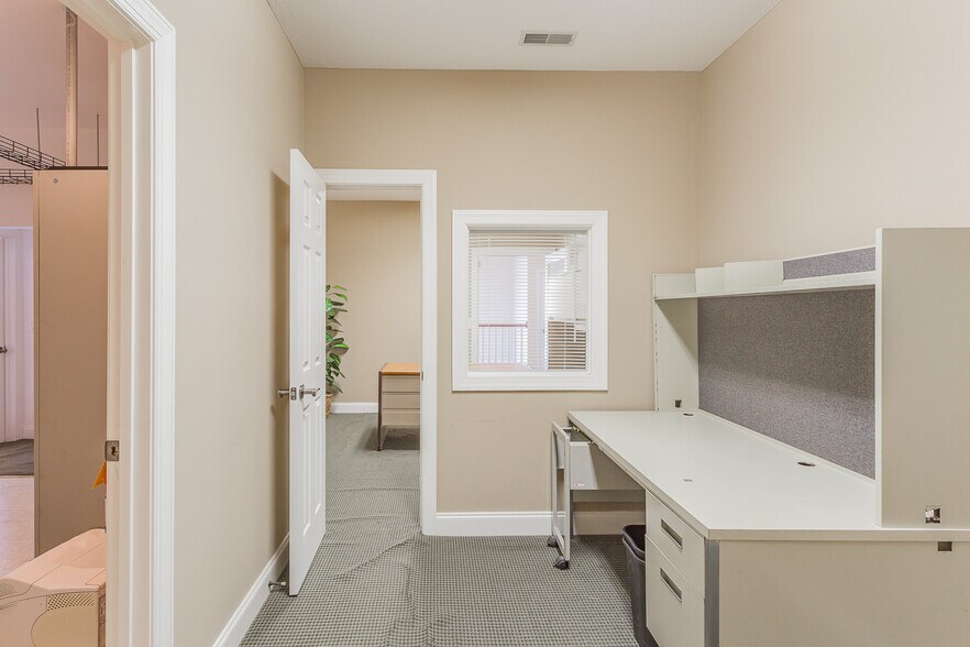 More Photos Of 3222 Ocoee St, Cleveland Medical For Sale